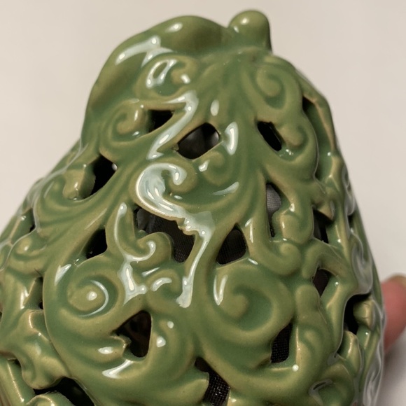 Ceramic Green Pear Room Fragrant - Picture 7 of 10